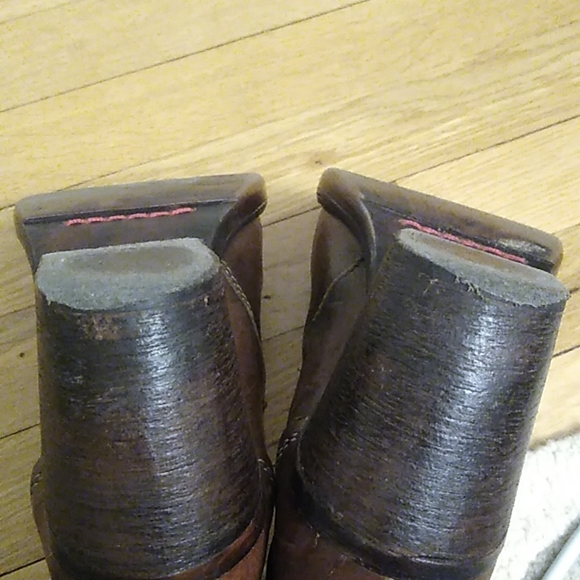 Pakros Brown Leather Boots - Picture 15 of 16